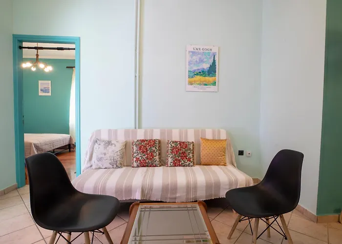 Aesthisis-Downtown Two Bedroom